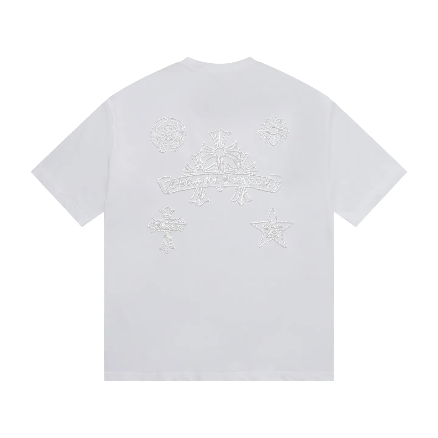 P160 280g exclusive version] Chro*e Hets Chro*e Hets 𝟐𝟎𝟐5 spring and summer washed hollow three-dimensional embroidery + three-dimensional stitching high-density embroidery round neck short sleeves 2025SS latest short sleeves adopt the inherited hollow three-dimensional embroidery + three-dimensional stitching embroidery is an embroidery form of high-density embroidery, hollow embroidery. The embroidered areas are highlighted to form three-dimensional embroidery. To make the embroidery pattern clear, novel and layered, hollow embroidery uses high temperature to separate the hot-melt adhesive film from the cut pieces to obtain the finished embroidery product. After embroidery, high-temperature washing is performed to dissolve the padded foam glue to form a hollow center, showing a soft three-dimensional feel. The hand feels very soft and light!  Three-dimensional needle-stitching high-density embroidery, the stitching has a strong sense of line and three-dimensionality, the stitching is vivid and lively, and the coverage is also good. Three-dimensional needle-stitching embroidery technology is a brand-new embroidery technology that combines traditional embroidery technology with modern color concepts to create amazing artistic effects. This technology can instantly dye a white thread to create a natural color transition, giving your work a colorful effect. Whether it is flowers, animals or abstract patterns, three-dimensional needle embroidery technology can make them lifelike, as if giving them vitality. In this era of pursuing personalization and uniqueness, three-dimensional needle embroidery technology makes embroidery more personalized and charming, making you the center of attention whether in formal occasions or daily wear. In addition, three-dimensional needle embroidery technology is also durable and waterproof, so you don’t have to worry about it fading or being damaged. In short, it is an innovative craft that perfectly combines art and fashion, making the work more beautiful, unique and precious. If you want to make yourself more personalized and charming, try this round neck short sleeve!  Washed hollow three-dimensional embroidery ➕ Three-dimensional needle-stitched high-density embroidery. The double embroidery process makes the whole dress show its exquisite craftsmanship. The retro and classic are vividly displayed on this dress! The front and back patterns of the clothes are all made of washed three-dimensional embroidery, showing a low-key and luxurious fashion sense from any angle. It is an outstanding and eye-catching classic style that stands out among many spring and summer new styles! The front and back patterns are completely combined, rich in layering, full of three-dimensionality, very soft to the touch, fashionable and classic. This short-sleeved shirt is both low-key and has a rock style that is unique to Crowe. It is avant-garde and retro. The two styles are displayed on the same piece of clothing, colliding with unique creative sparks. It can be said to be avant-garde, full of personality, fashionable and versatile, and the same style for male and female couples! An excellent hit! Creative design, double embroidery, excellent craftsmanship, exquisite details and first-class feel! An excellent hit! It is made of 280 grams of double yarn and double ply dust-free imported pure cotton fabric. It has been washed and high-temperature shaped and pre-shrunk. The fabric is comfortable and breathable. It will not shrink after repeated washing. The fabric has a high-end and exquisite texture and a first-class feel! High-density embroidery has good firmness and is not easy to fall off! The detail processing is 100% perfect. It looks great no matter how you match it with various styles. High weight and high quality. Exclusive version. Non-market ordinary version. Enlarge real shot details. Instant sale of all versions. Compare at will. Quality is absolutely guaranteed. A must-have for fashionistas. Control it at will. Definitely one for everyone. A must-have for men and women couples! The most 🆕first release, the exclusive first release, the same style for men and women, classic, simple and versatile, and the quality is unquestionable!  Chrome Hearts is a famous Hollywood luxury brand founded by Richard Stark in 1988 with unique design style! The design style combines rock punk, street hip-hop and other low-key luxury styles. It adheres to pure handcrafting and exquisite design, so its value as a work of art has far exceeded the meaning of jewelry.  Color: Black White Size: S M L XL